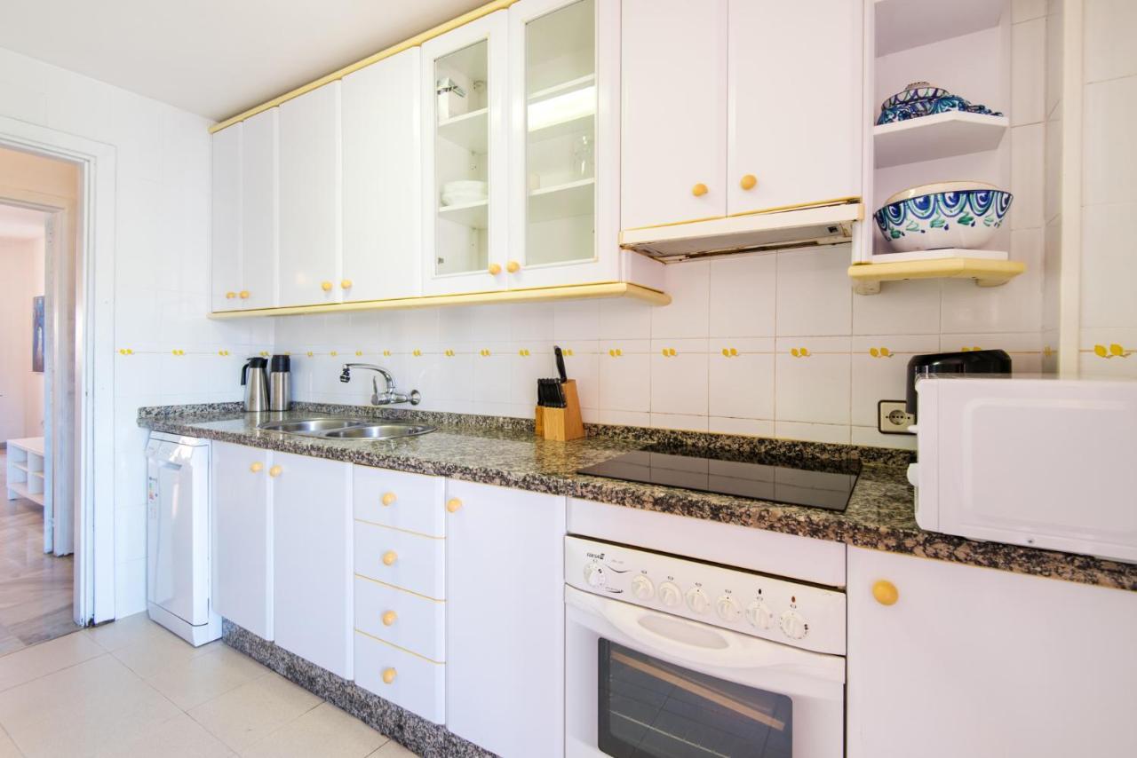 Boliches Center Next To The Beach, Parking, Pool & Terrace Apartamento *
